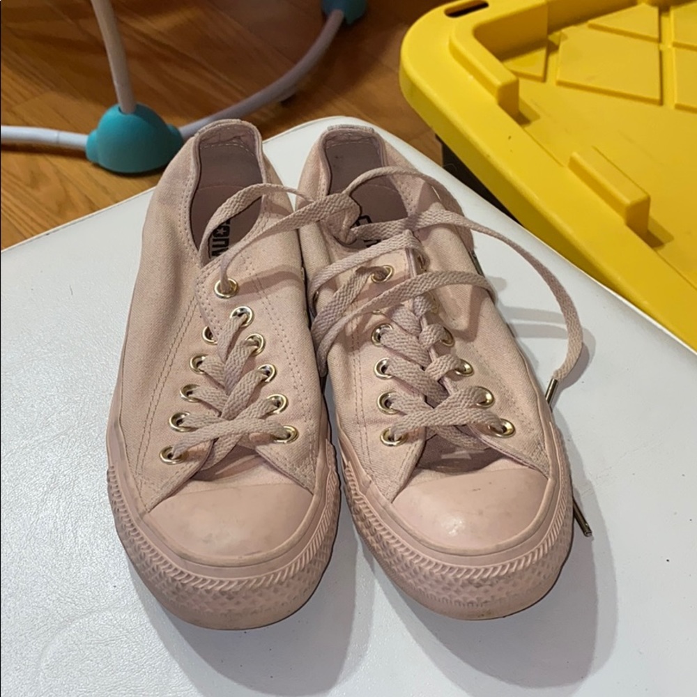 Converse